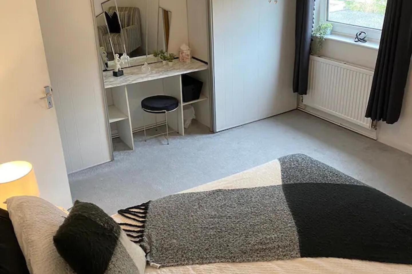 Appartement 2 Bed-Sleeps 4-Sea View-Pet Friendly-Parking à Llanelli Extérieur photo